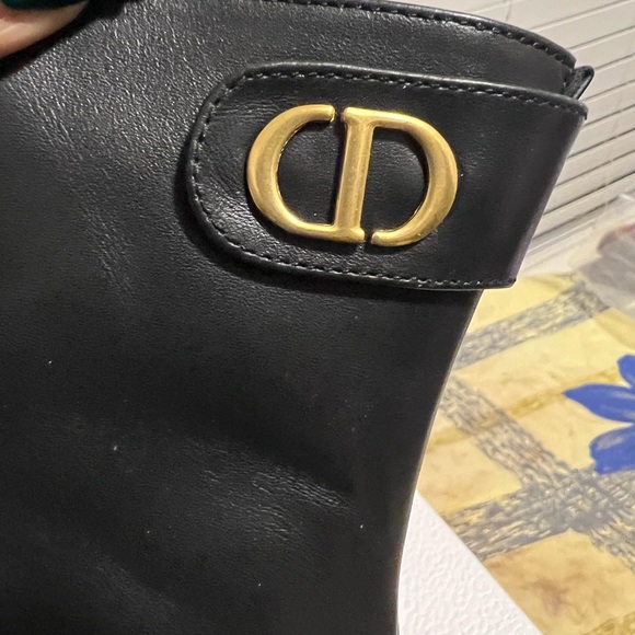 Christian Dior black boot with gold heel only worn once. Great condition - Picture 2 of 7